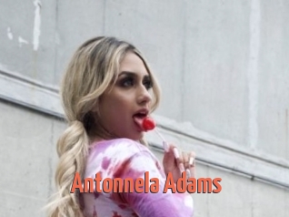 Antonnela_Adams