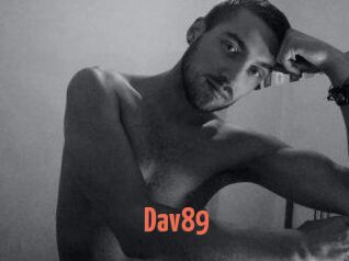 Dav89