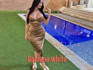 Dahiana_white