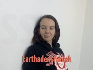 Earthadensfordek
