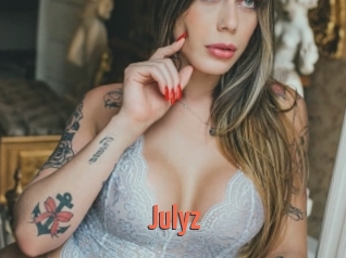 Julyz