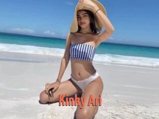 Kinky_Ari