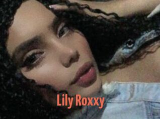 Lily_Roxxy