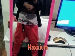 Maxxium