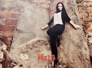 Mia19