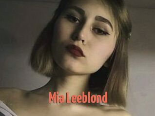 Mia_Leeblond