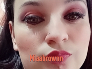 Miaabrownn