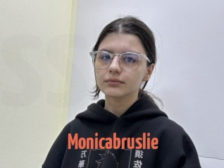 Monicabruslie