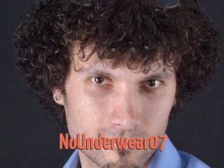 NoUnderwear07