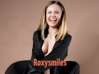Roxysmiles