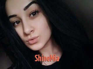 ShineMia