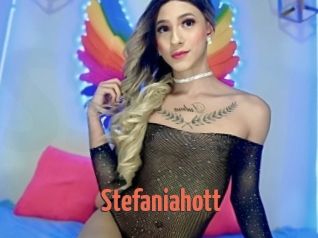 Stefaniahott