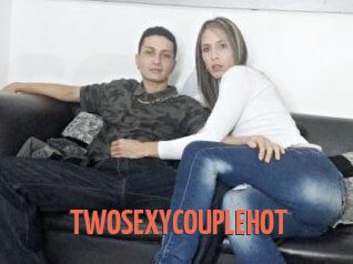 TWOSEXYCOUPLEHOT