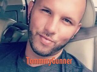 TommmyGunner