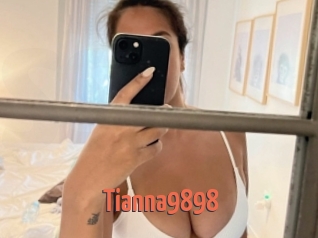 Tianna9898